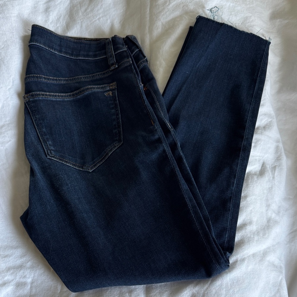 Madewell Maternity Skinny Cropped Denim- perfect for petites!